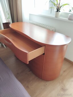 Komoda z kvalitného dreva - 2