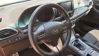 Hyundai i30 Fastback - 2