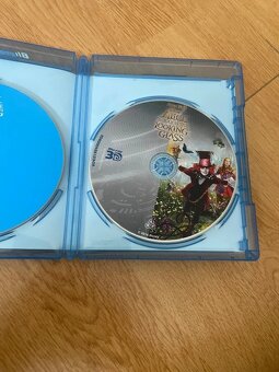 Alenka v říši divů: Za zrcadlem – Blu-ray 3D + 2D – Bez škra - 2
