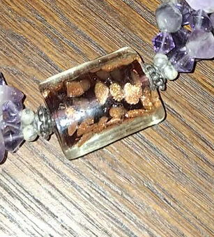 KRÁSNY NÁHRDELNÍK - 2