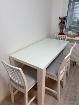 Predám IKEA barový stôl a stoličky - 2