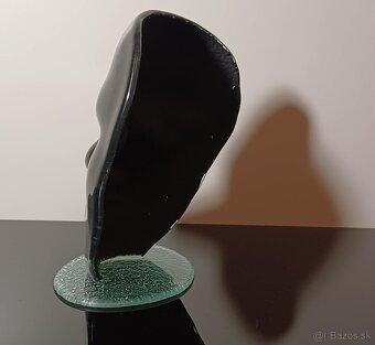 Zaujímavá sklenená plastika tvár - 2