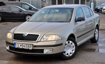 Škoda Octavia 1.6 Ambiente - 2