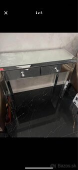 ZrkadlovA komoda - 2