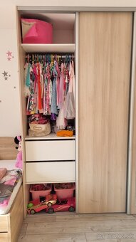 Vstavaná skriňa - 2