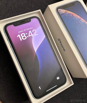 iPhone XR 64GB blue - 2