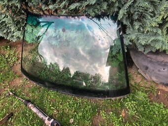 Predám na škoda octavia1 nahradne diely - 2