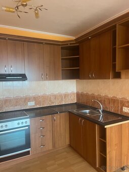 Kuchynska linka cela - 2