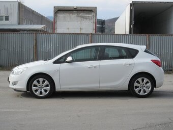 Opel Astra 1.4 ecoFLEX Enjoy - 2
