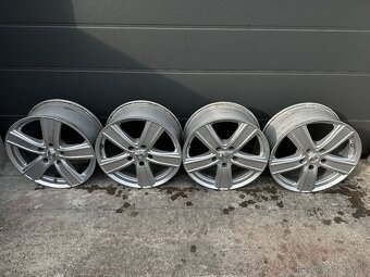 Jeep Grand Cherokee WK2 elektrony R18 - 2