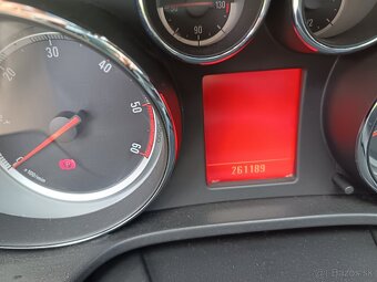 Opel Insignia - 2