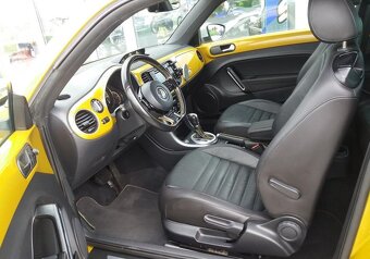 Volkswagen New Beetle - 2