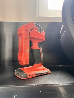 Predám Hilti led lampu SL-A12 - 2