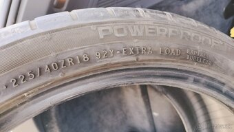225/40 R18 letné pneu Nokian 2ks - 2