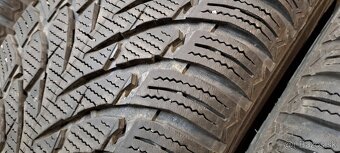 Predám 4ks jazdené zimné 195/55r15-85H Continental 90% - 2