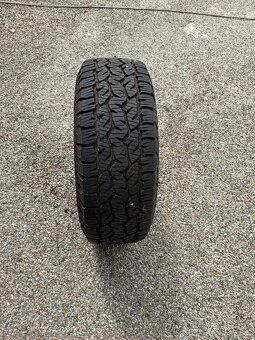 Pneu 265/65 R17 H. 4ks - 2