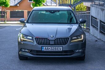 Škoda Superb 2.0 TDI 190k 4x4 Style DSG - 2