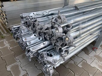 kompletné oceľové lešenie pre štítovú stenu 8,3x12,85 - 2