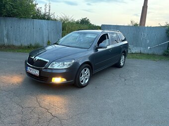Škoda Octavia - 2