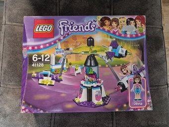 LEGO Friends 41128 Vesmírna atrakcia v zábavnom parku - 2