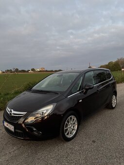 Opel Zafira - 2