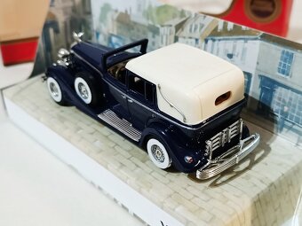 CADILLAC 452 - MATCHBOX /1933/ - 2