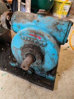 Uhlová prevodovka - 2