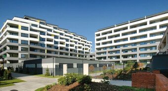 1,5 -2 izb byt staré mesto - 2