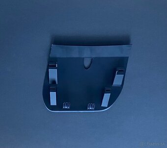 Seat Leon MK1 Cupra R krytka ťažného oka - 2