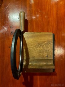 Retro krájač na chlieb - 2