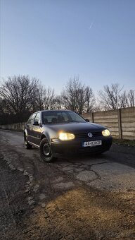 VW GOLF 4 1.6 benzin 77kw - 2