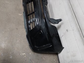 Kia Sorento predný nárazník - 2