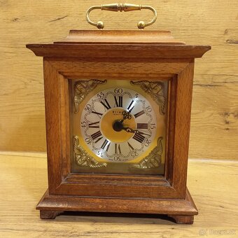 staré hodiny, DDR - 2