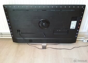 Televizor Philips 49PUS8303/12, PRASKNUTA OBRAZOVKA - 2