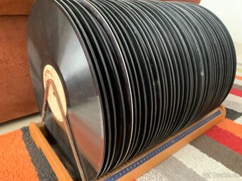 Šelakové platne so stojanom 40ks - 2