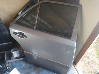 W124 dvere - 2