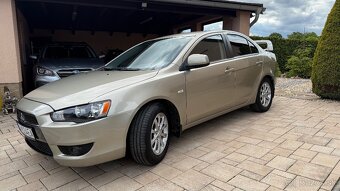 Mitsubishi Lancer - 2