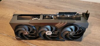 Predam MSI GeForce RTX™ 5090 32G GAMING TRIO OC - 2