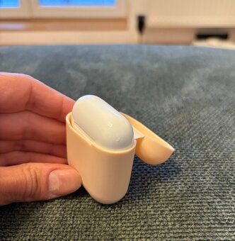 AirPods (2. generácie) - 2