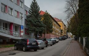 Na prenájom prízemie 70 m2 Banská Bystrica - 2
