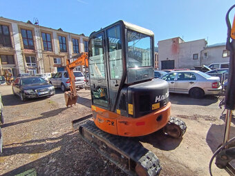 Minibagr Hanix H36 R 3,6 tuny - 2