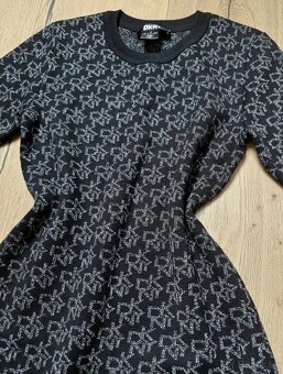 NOVE DKNY monogram cierne sttieborne logovane zimne saty M - 2