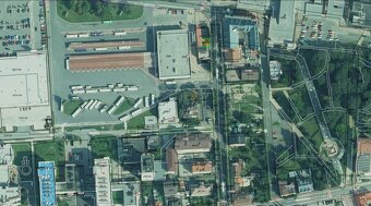 TOP - prenájom pozemku 7 x 8m pri AUTOBUSOVEJ stanici - 2