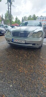Mercedes Benz w203 - 2
