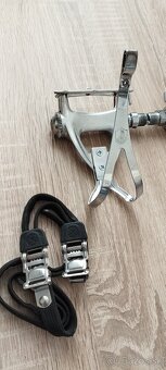 Predam pedale Campagnolo - 2