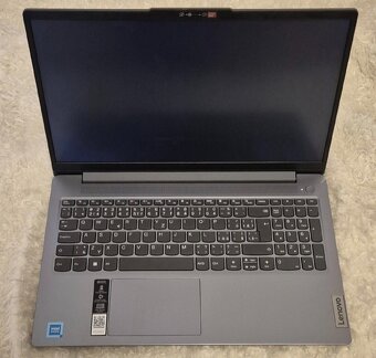 Lenovo IdeaPad Slim 3 15IAN8 / záruke do: 11.3.2027 - 2