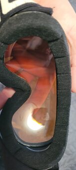 Prilba a okuliare - 2