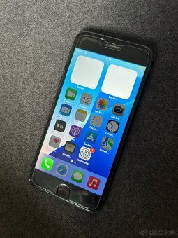 iPhone SE 2020 64GB - 100% batéria - 2