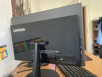 All-in-one Lenovo v510z počítač - 2
