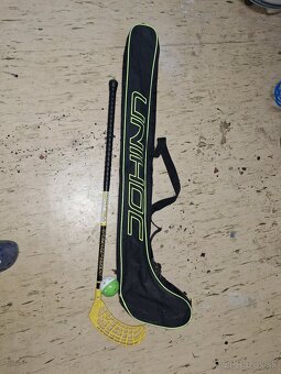 Predám hokejku na floorball + obal + lopticka - 2